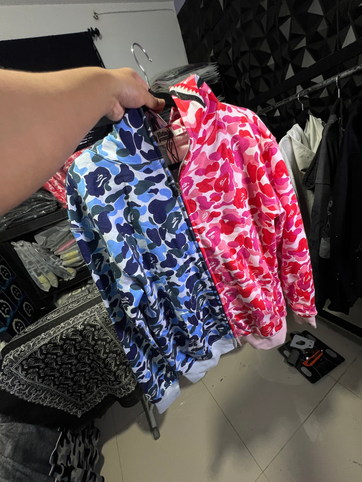 BAPE SHARK
