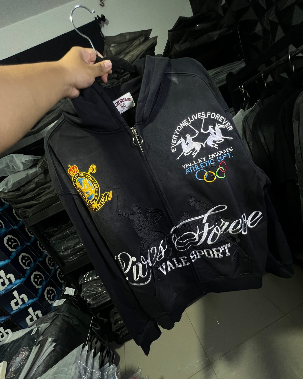 VALLEY DREAM HOODIE